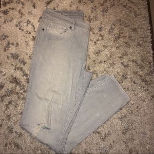 LOFT Relaxed Skinny railroad stripe jean (size 6)